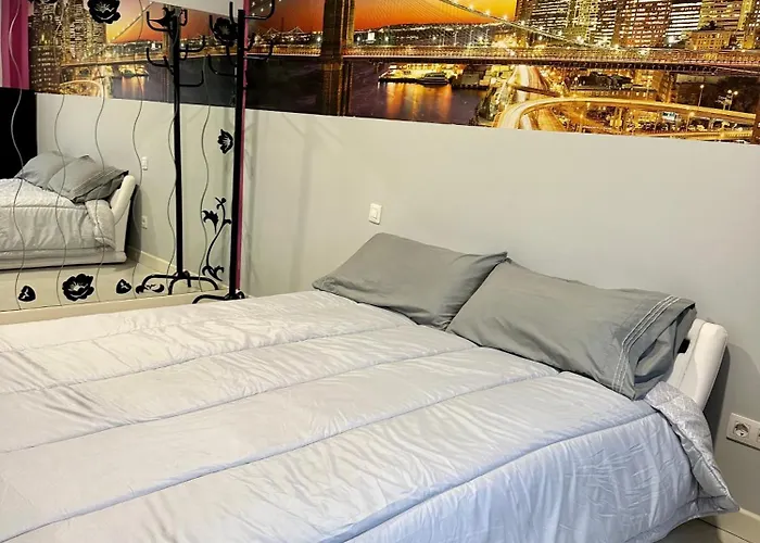 Picos De Europa קומיאס